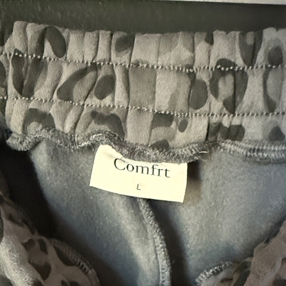 Comfrt Airplane Mode Zip-Up Hoodie and Joggers SET Panther Large - Picture 11 of 16